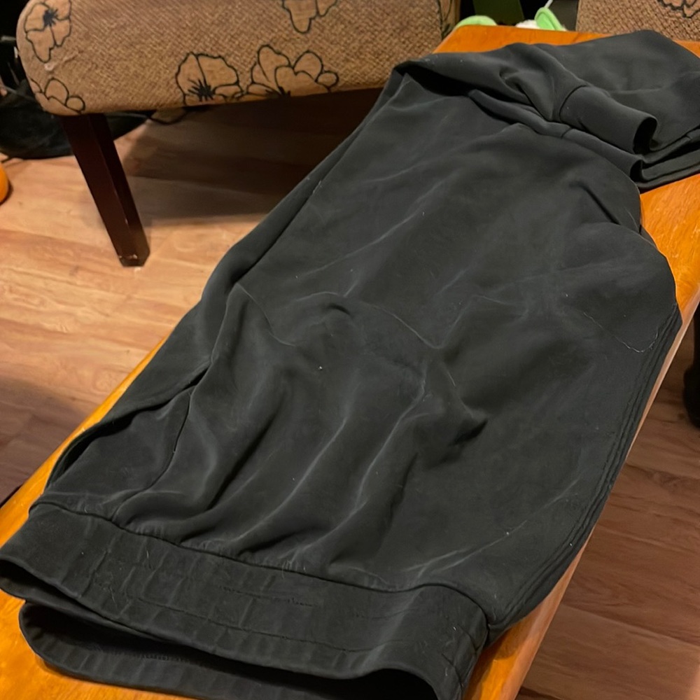 yoga pants